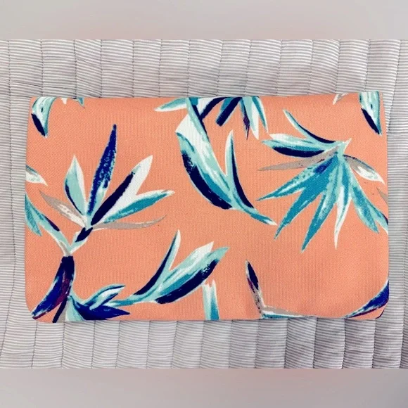 Rachel Pally 🍒 Reversible Limited Edition Tropical Print Fold Over Clutch